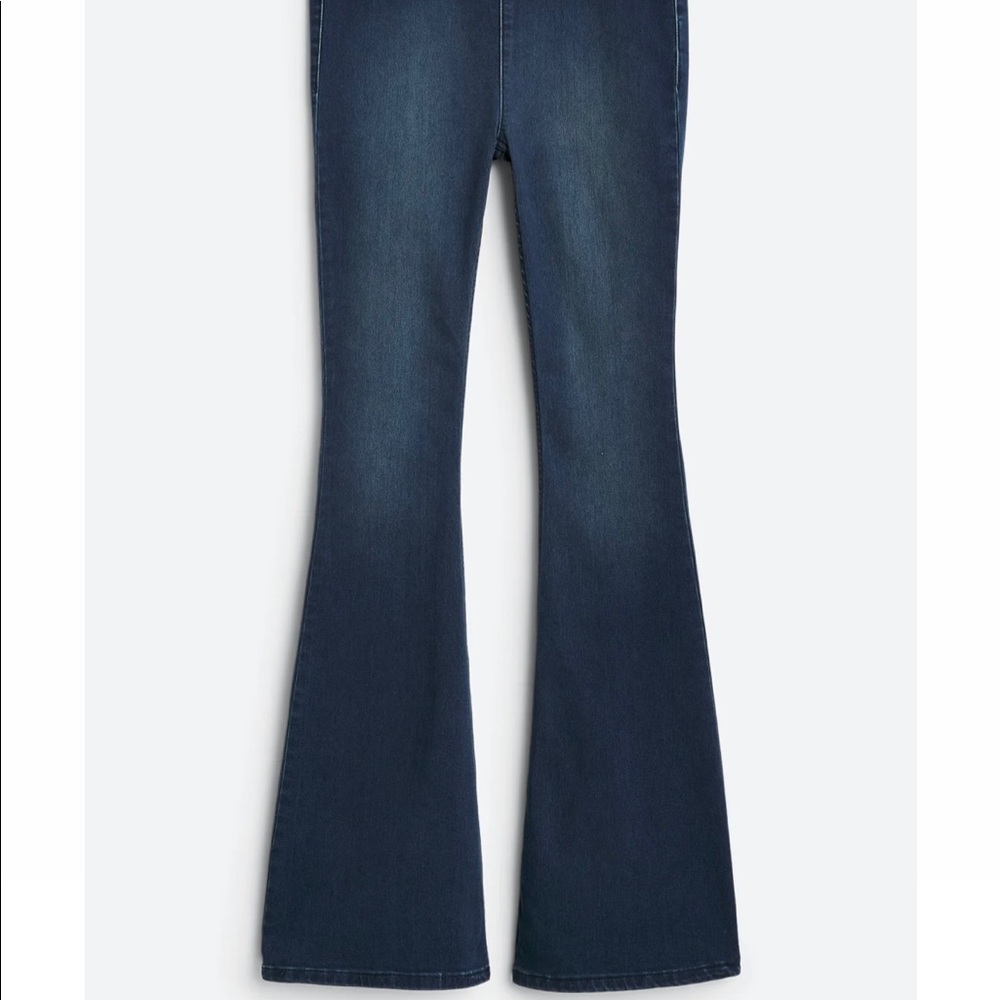 Free People Penny Flare Pull on Jeans size 32/14 NWT